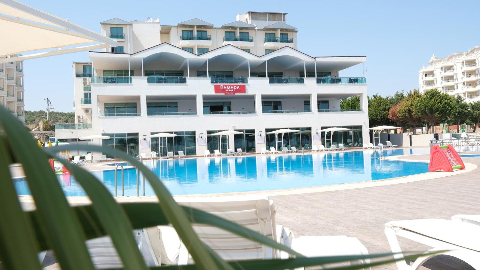 Ramada Resort By Wyndham Kizkalesi Esterno foto